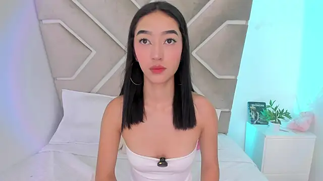 Snapshot of annelisee_ chatting on 07-01-26, 11:15 annelisee online show from 07-01-26, 11:15