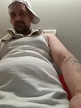 Snapshot of FitnessDaddy chatting on 07-01-26, 06:15 FitnessDaddy online show from 07-01-26, 06:15