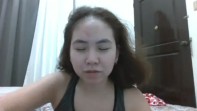 Snapshot of jshatsuse chatting on 06-28-26, 12:00 jshatsuse online show from 06-28-26, 12:00