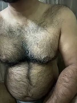 Snapshot of SatBull007 chatting on 10-25-25, 05:19 SatBull007 online show from 10-25-25, 05:19