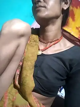 Snapshot of Ran-bhabhi56 chatting on 06-28-26, 10:27 Ran-bhabhi56 online show from 06-28-26, 10:27