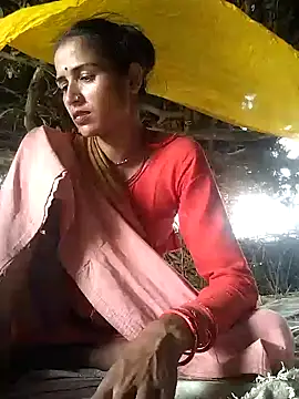 Snapshot of Ran-bhabhi56 chatting on 07-14-26, 06:18 Ran-bhabhi56 online show from 07-14-26, 06:18