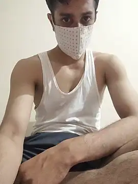 Snapshot of Yoursexy_boy21 chatting on 07-08-26, 05:50 Yoursexy boy21 online show from 07-08-26, 05:50
