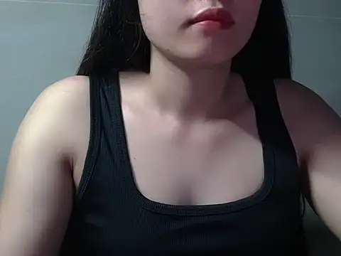 Snapshot of Ngociuu08 chatting on 08-03-26, 03:38 Ngociuu08 online show from 08-03-26, 03:38