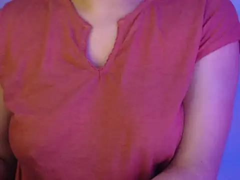 Snapshot of Anayaru chatting on 07-01-26, 06:40 Anayaru online show from 07-01-26, 06:40