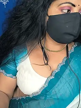Snapshot of Your-Nitya chatting on 07-11-26, 06:43 Your-Nitya online show from 07-11-26, 06:43