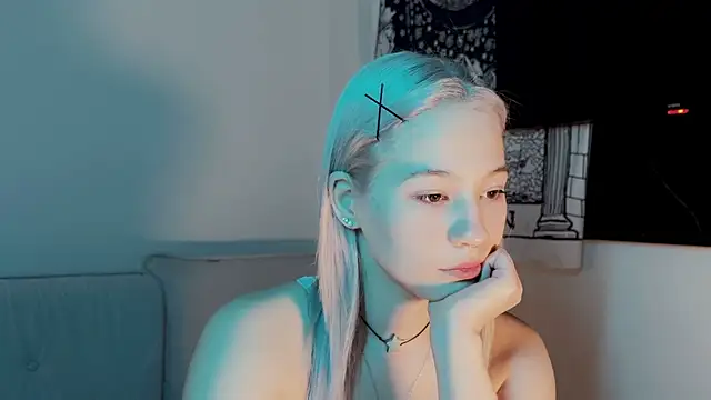 Snapshot of cupcake_soull chatting on 07-15-26, 06:24 cupcake soull online show from 07-15-26, 06:24