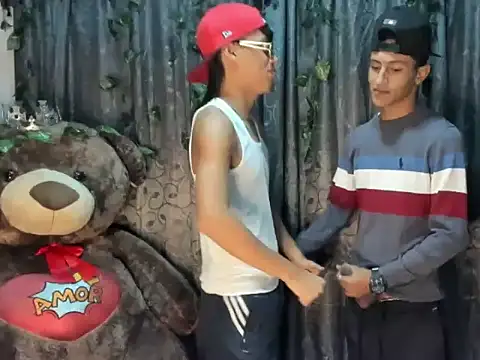 hot guys23 online show from 07-10-26, 11:07