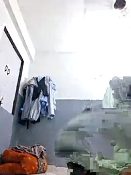 Snapshot of Sari-cam chatting on 07-07-26, 07:56 Sari-cam online show from 07-07-26, 07:56
