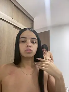 Snapshot of duoxxvenus chatting on 07-19-26, 06:22 duoxxvenus online show from 07-19-26, 06:22