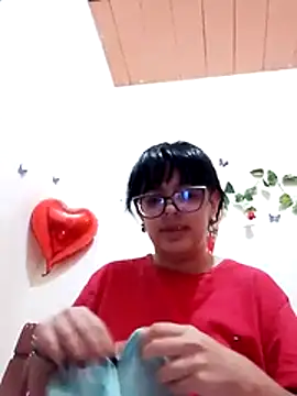 Snapshot of MacG21_ chatting on 07-09-26, 03:16 MacG21 online show from 07-09-26, 03:16