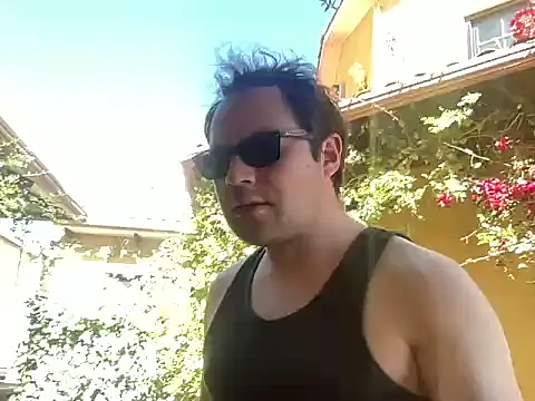 tiagocortazar  online show from 07-10-26, 06:21
