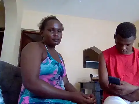 Snapshot of Sirmalik_ chatting on 07-15-26, 07:35 Sirmalik online show from 07-15-26, 07:35