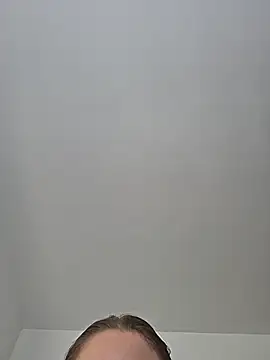 Snapshot of CrazyHrizy chatting on 07-18-26, 02:32 CrazyHrizy online show from 07-18-26, 02:32