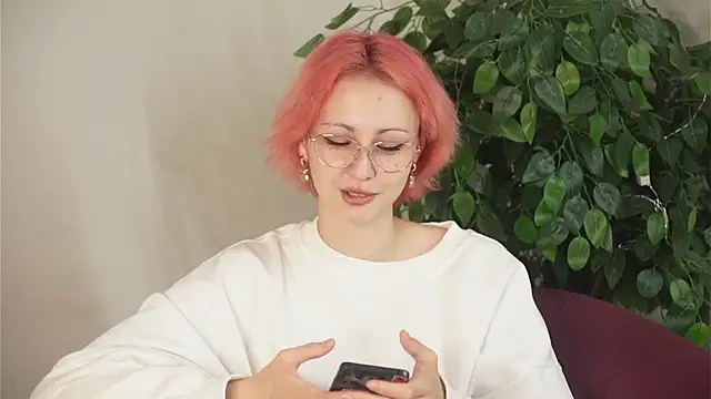 ErmelindaRottner online show from 07-08-26, 07:46
