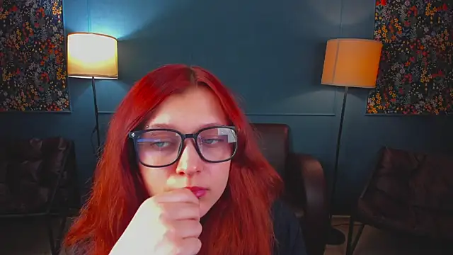 Snapshot of SarahDeen1 chatting on 07-09-26, 01:59 SarahDeen1 online show from 07-09-26, 01:59