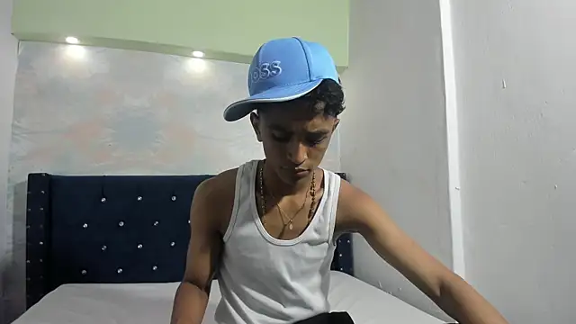 Snapshot of sebastian_torress chatting on 07-08-26, 07:51 sebastian torress online show from 07-08-26, 07:51
