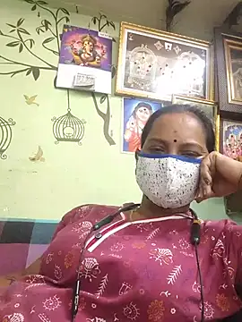 Snapshot of amudha143 chatting on 07-13-26, 06:27 amudha143 online show from 07-13-26, 06:27