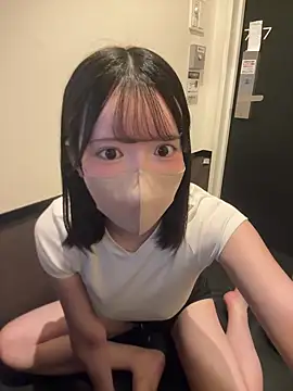 Snapshot of Mirei4519 chatting on 07-16-26, 12:44 Mirei4519 online show from 07-16-26, 12:44