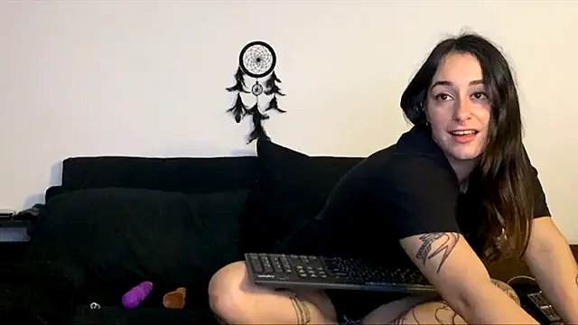Snapshot of sweetcherry333 chatting on 07-17-26, 03:57 sweetcherry333 online show from 07-17-26, 03:57