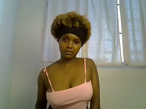 Snapshot of Chelsey_18 chatting on 07-11-26, 02:20 Chelsey 18 online show from 07-11-26, 02:20