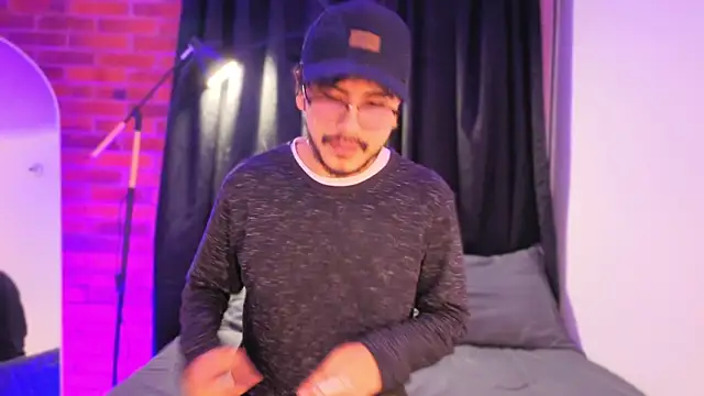Zayn Bellmont online show from 07-22-26, 03:20
