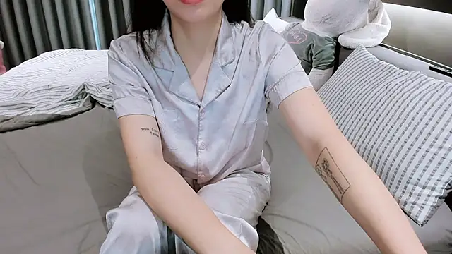 Snapshot of SungkyunnKwan chatting on 09-12-25, 02:11 SungkyunnKwan online show from 09-12-25, 02:11