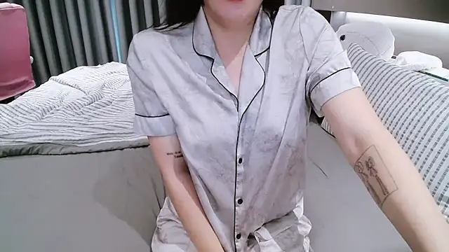 Snapshot of SungkyunnKwan chatting on 09-21-25, 02:57 SungkyunnKwan online show from 09-21-25, 02:57