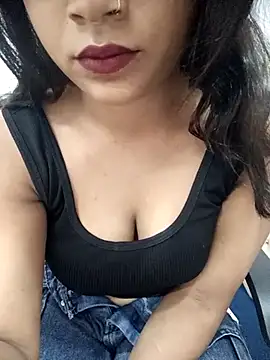 Snapshot of Avni__258123 chatting on 07-11-26, 06:27 Avni 258123 online show from 07-11-26, 06:27