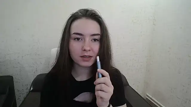 Snapshot of LoriBlack chatting on 07-17-26, 03:18 LoriBlack online show from 07-17-26, 03:18