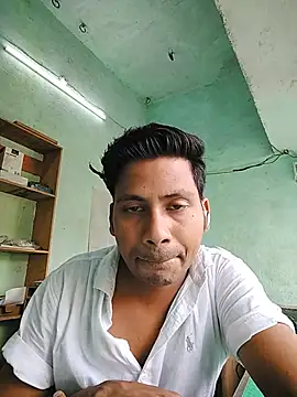 Snapshot of guru8340 chatting on 07-12-26, 02:46 guru8340 online show from 07-12-26, 02:46