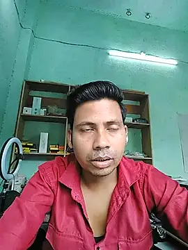 Snapshot of guru8340 chatting on 07-13-26, 04:59 guru8340 online show from 07-13-26, 04:59