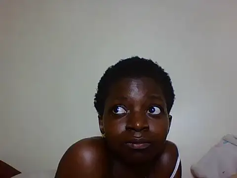 Snapshot of Miss_Velvet- chatting on 07-13-26, 06:00 Miss Velvet- online show from 07-13-26, 06:00