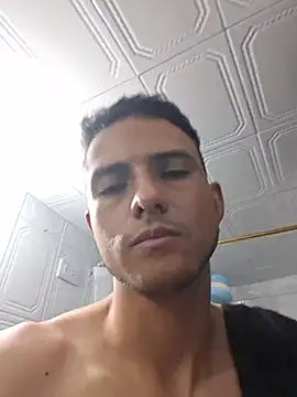 Snapshot of andycalis_97 chatting on 07-18-26, 04:22 andycalis 97 online show from 07-18-26, 04:22