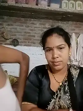 Snapshot of Indiansexycouple1 chatting on 07-18-26, 09:29 Indiansexycouple1 online show from 07-18-26, 09:29