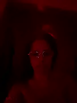 Snapshot of Mira_Wife chatting on 07-21-26, 04:04 Mira Wife online show from 07-21-26, 04:04