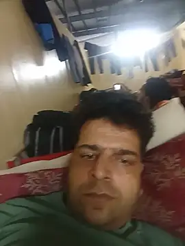 Snapshot of inrahd80 chatting on 07-17-26, 03:39 inrahd80 online show from 07-17-26, 03:39