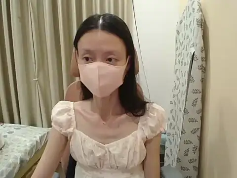 Snapshot of Lil-Cherry chatting on 07-14-26, 01:50 Lil-Cherry online show from 07-14-26, 01:50
