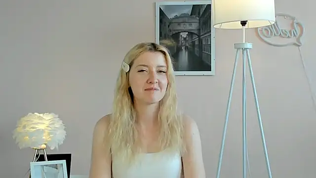 Snapshot of JettaBilello chatting on 07-16-26, 10:21 JettaBilello online show from 07-16-26, 10:21