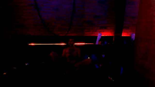 Snapshot of Papiwolff chatting on 08-04-26, 06:05 Papiwolff online show from 08-04-26, 06:05