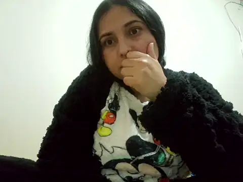 Snapshot of abril9393 chatting on 07-19-26, 12:47 abril9393 online show from 07-19-26, 12:47
