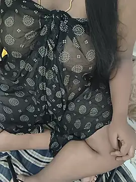 Snapshot of tamil_Anusri_couple chatting on 07-17-26, 07:59 tamil Anusri couple online show from 07-17-26, 07:59