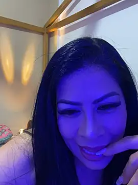 Snapshot of Leidy09Z chatting on 07-17-26, 03:13 Leidy09Z online show from 07-17-26, 03:13