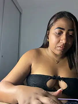 Candymorena sexyyy online show from 07-17-26, 04:52