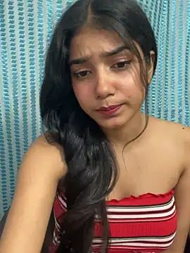 Snapshot of Hye__manvi_ chatting on 07-17-26, 06:09 Hye manvi online show from 07-17-26, 06:09