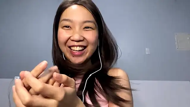 Snapshot of KassandraBrentz chatting on 07-19-26, 10:30 KassandraBrentz online show from 07-19-26, 10:30