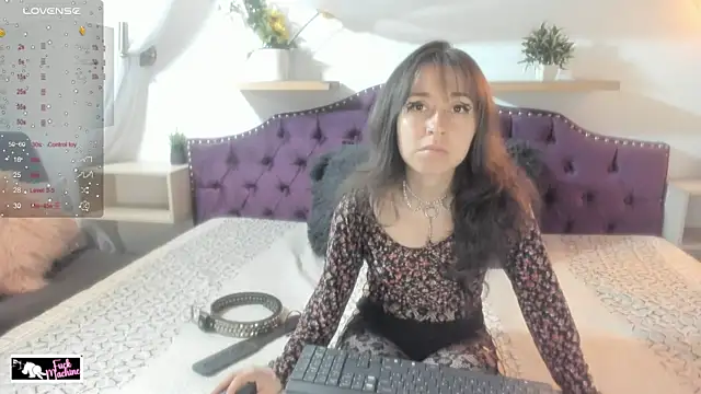 Snapshot of Lilith_maddie chatting on 07-21-26, 02:52 Lilith maddie online show from 07-21-26, 02:52