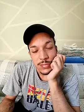 WillemPine online show from 07-21-26, 02:52