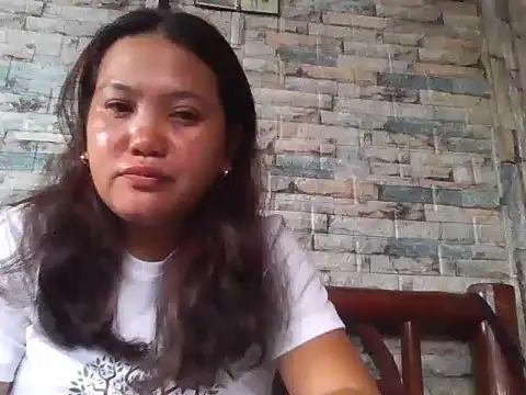 Snapshot of Lunasky05 chatting on 07-20-26, 04:49 Lunasky05 online show from 07-20-26, 04:49