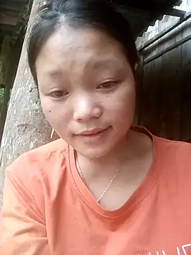 Snapshot of Linana_cute chatting on 07-27-26, 03:13 Linana cute online show from 07-27-26, 03:13